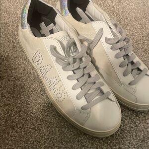 P448 Women's White Sneakers with crystals
